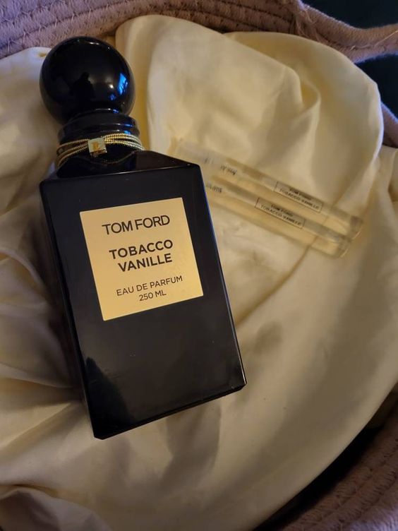 Tom Ford Tobacco Vanille Colognes Perfect for Gifting
