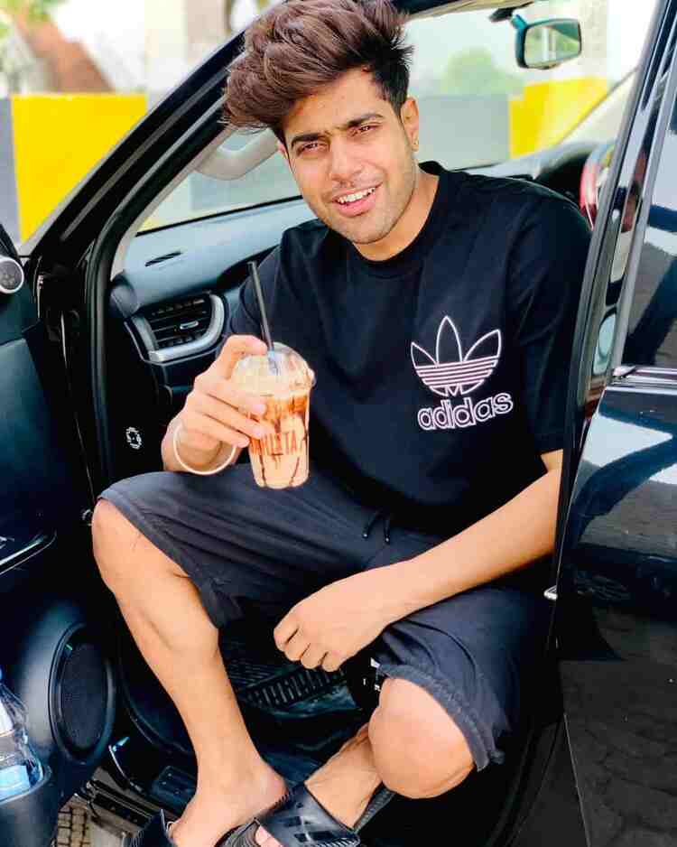 Guri Punjabi Singer Pics