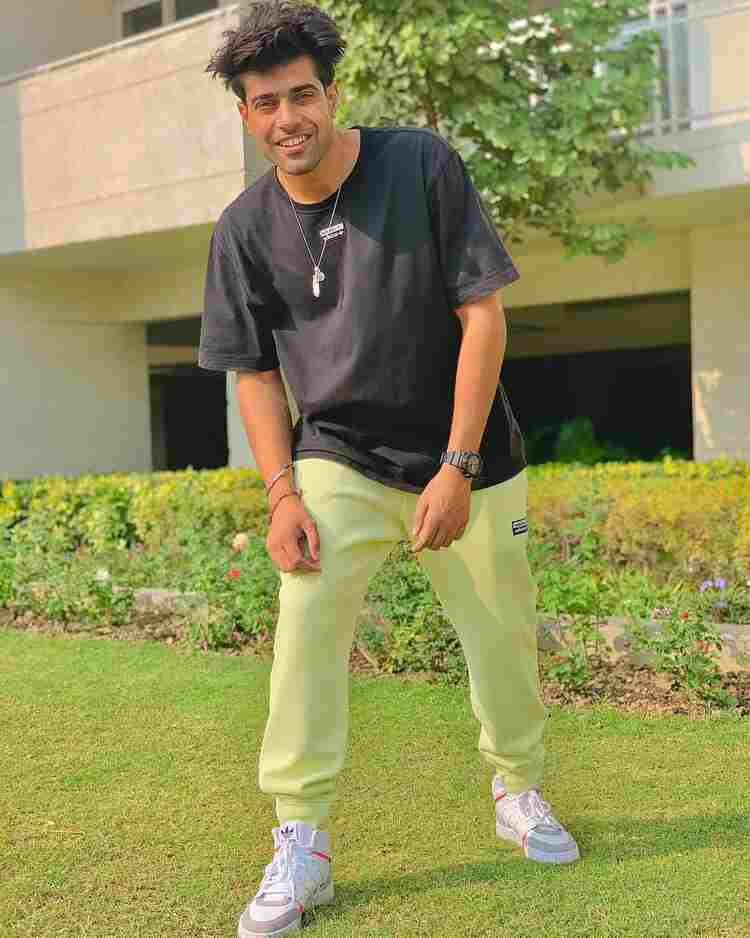 Guri Punjabi Singer Pics