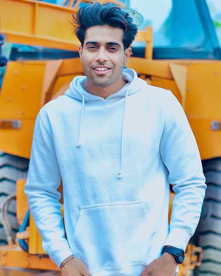 Guri Punjabi Singer Pics