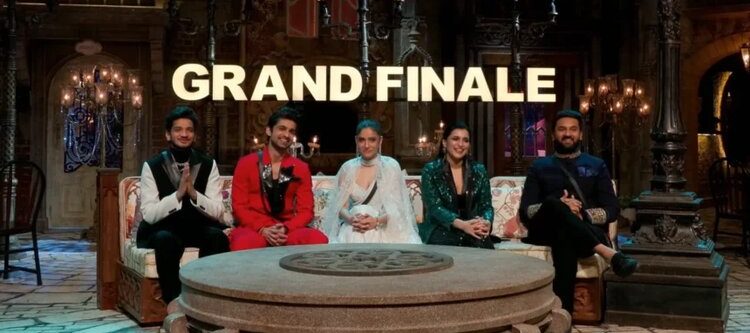 Ankita Lokhande, Mannara Chopra, and Abhishek.Arun Mashetty
